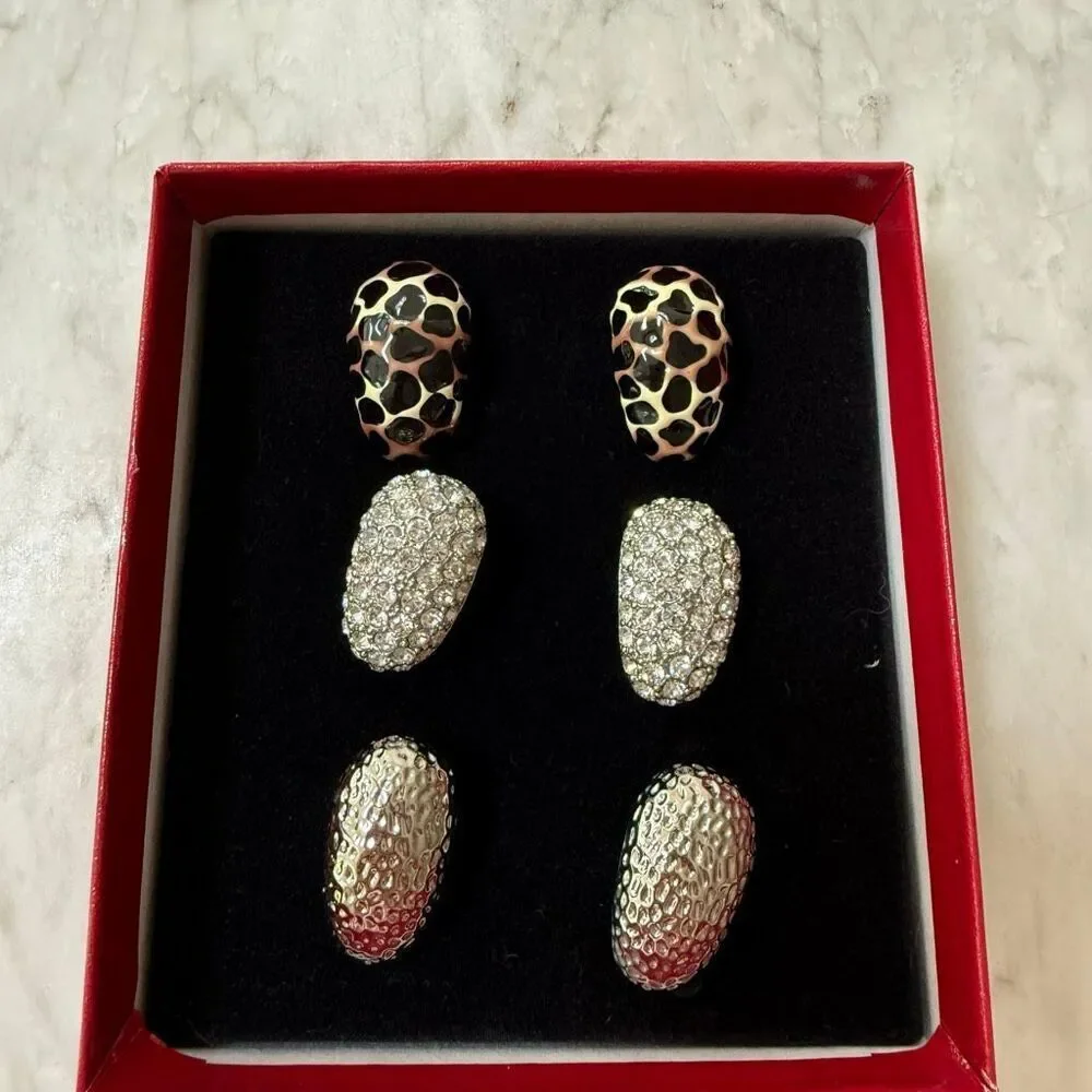 KJL Kenneth J Lane Box of 3 Assorted clip on Earrings  Chunky Animal Print New